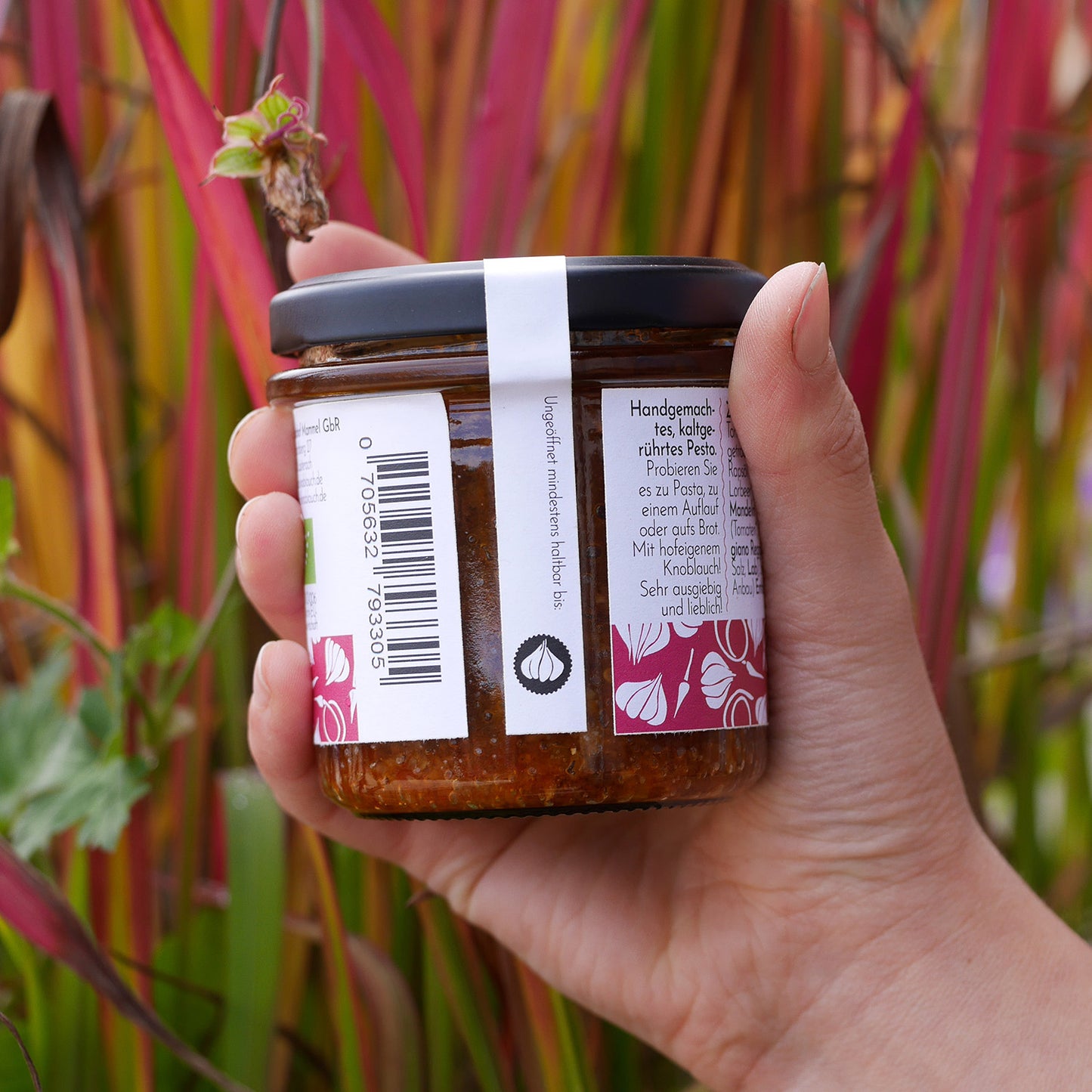Red pesto