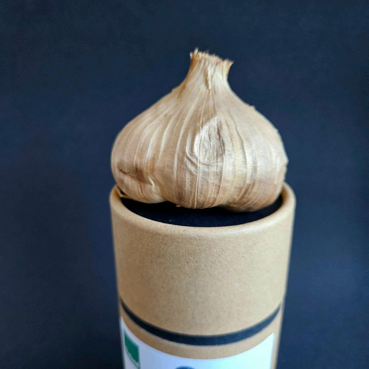 Schwarzer Knoblauch 3 ganze Knollen