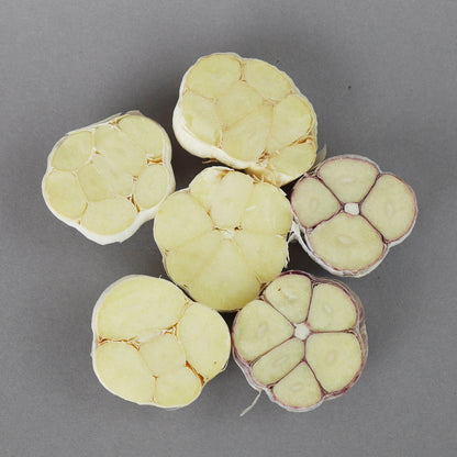 Small garlic bulbs mixed together