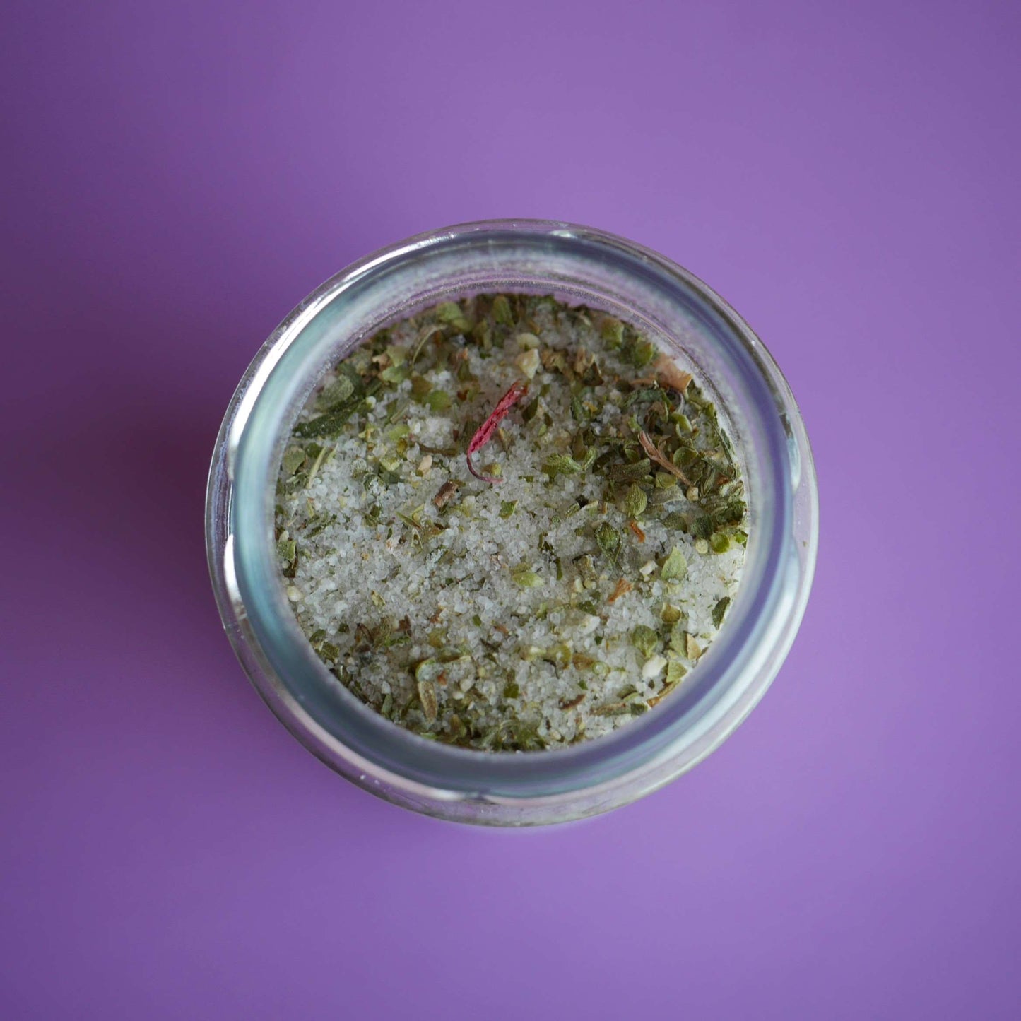 Knoblauch Kräuter Salz im Glas